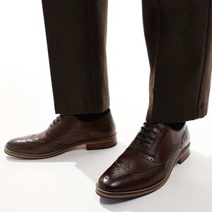 Classic Brown Leather Men's Brogue Dress Shoes